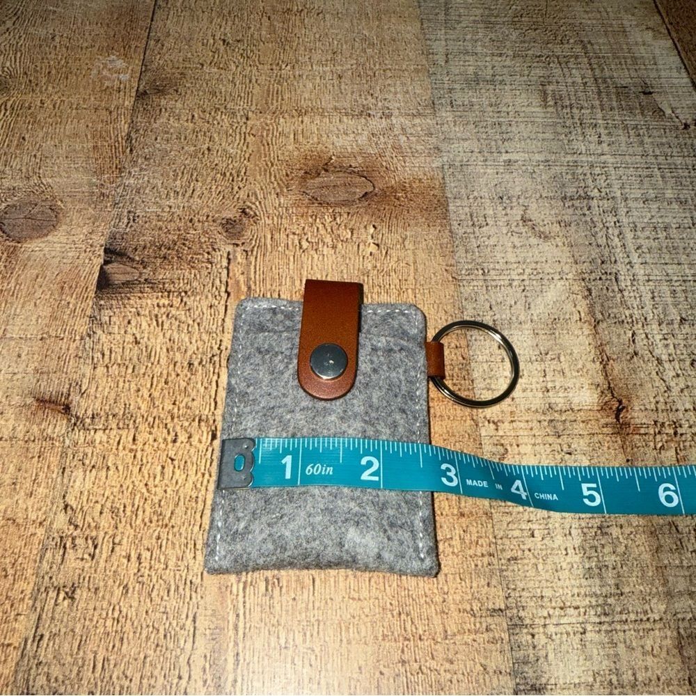 Graf Lantz Key Card Case - 100% Merino Wool - Picture 7 of 8